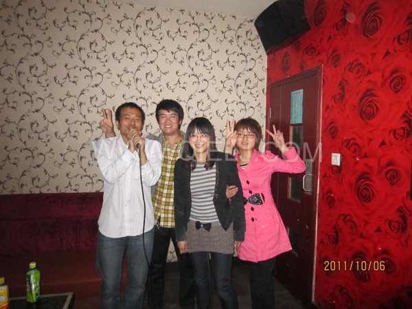 2011年10月，鄭州企鵝糧油機(jī)械有限公司--外貿(mào)部，十一國慶節(jié)團(tuán)體活動！(圖3)