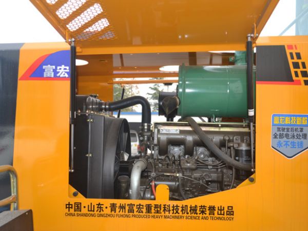 The reason of piston rod bending of loader